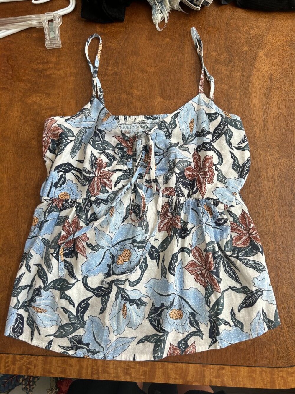 Old Navy blue floral tank top
